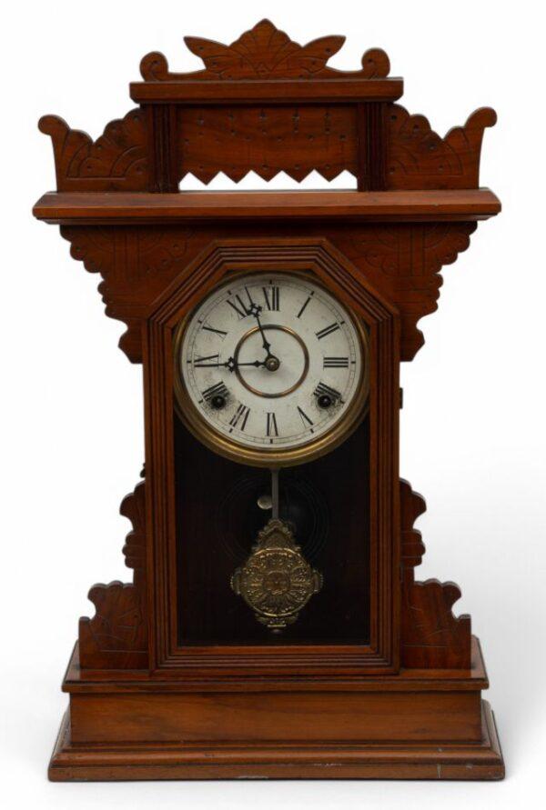 Howard Miller (American) Three Chimes Mahogany Mantel Clock, Ca. 1980 H 10" L 17" Depth 5"